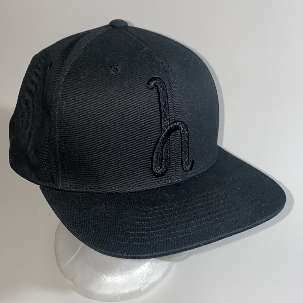 Herschel all black Toby snapback nwot